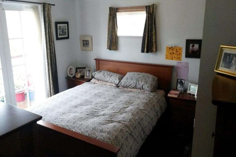 Photo of property in 56 Saint Davids Street, Lyttelton, 8082