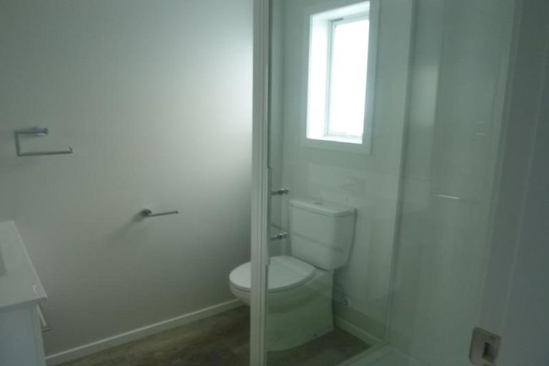 Photo of property in 8a Arthur Grove, Waikanae, 5036