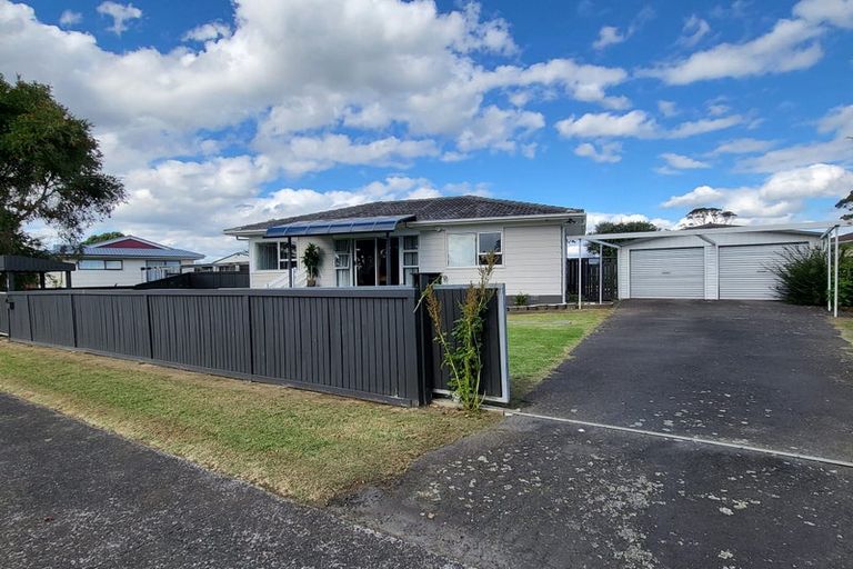 Photo of property in 58 Sharland Avenue, Manurewa, Auckland, 2102