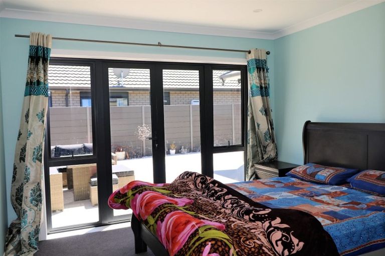 Photo of property in 32 Filmer Crescent, Wallaceville, Upper Hutt, 5018