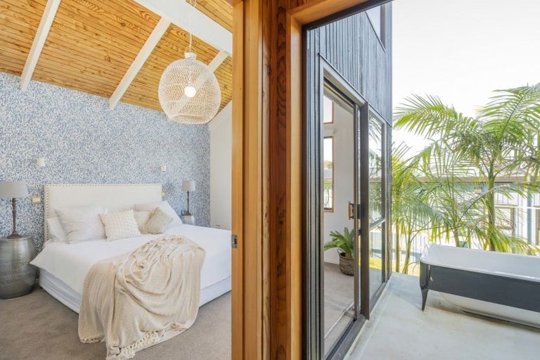 Photo of property in 8 Grey Avenue, Tairua, 3508