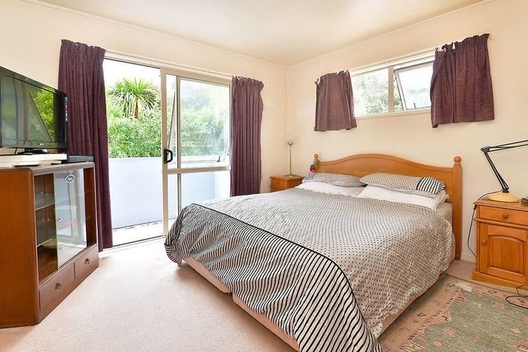 Photo of property in 36 Shadon Place, Stanmore Bay, Whangaparaoa, 0932