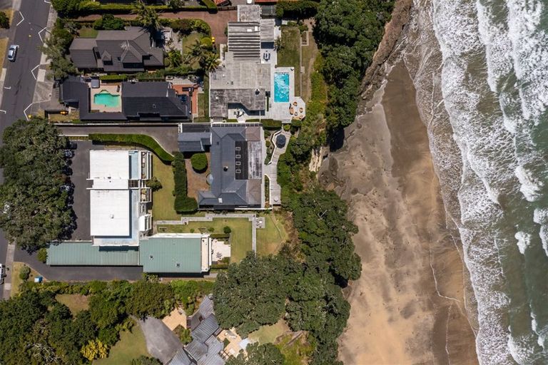 Photo of property in 1/21 Clifton Road, Hauraki, Auckland, 0622