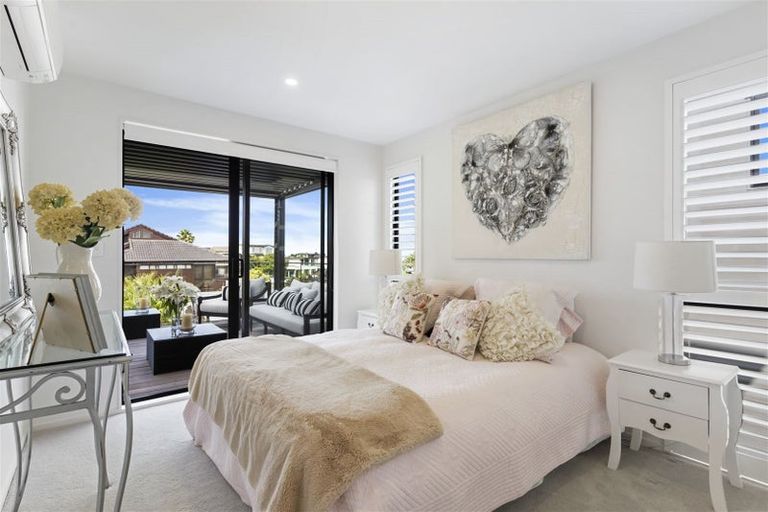 Photo of property in 18a Marama Street, Castor Bay, Auckland, 0620