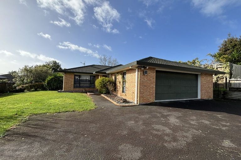 Photo of property in 18 Caversham Drive, Rototuna, Hamilton, 3210