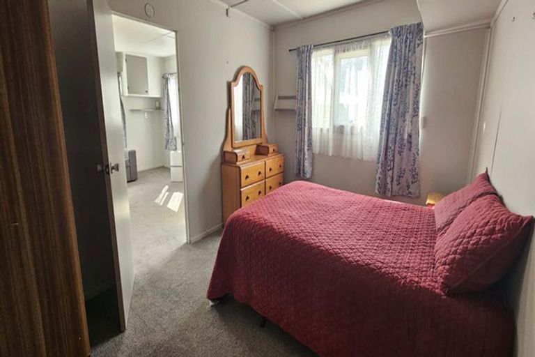 Photo of property in 91 Kanuka Road, Bombay, 2675