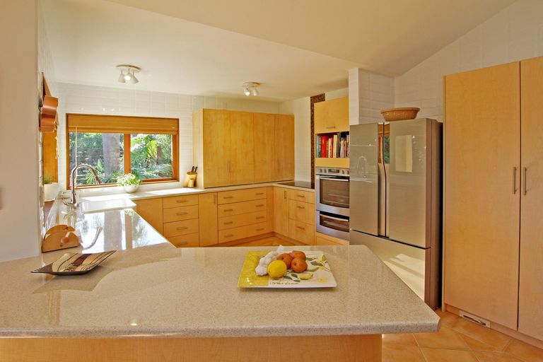 Photo of property in 33 Rarere Terrace, Kerikeri, 0230