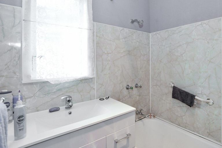 Photo of property in 612 Frederick Street, Mahora, Hastings, 4120