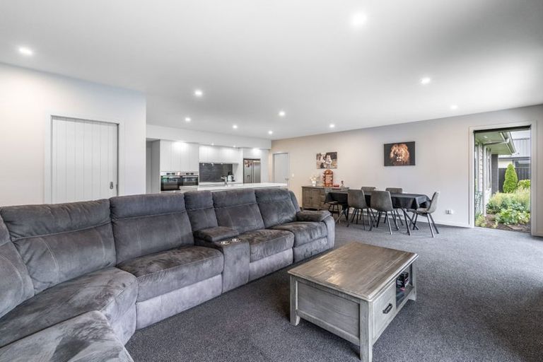 Photo of property in 25 Northside Drive, Waikiwi, Invercargill, 9810