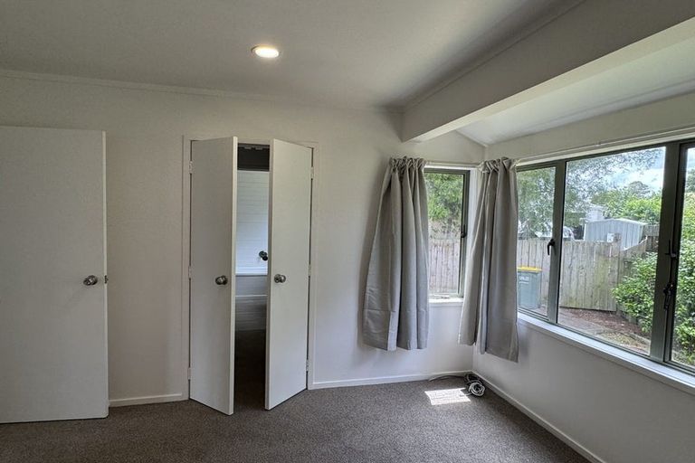 Photo of property in 19 Gilbass Avenue, Hamilton Lake, Hamilton, 3204