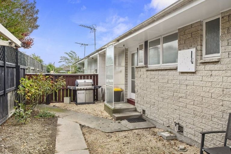 Photo of property in 2/47 Elizabeth Street, Riccarton, Christchurch, 8041