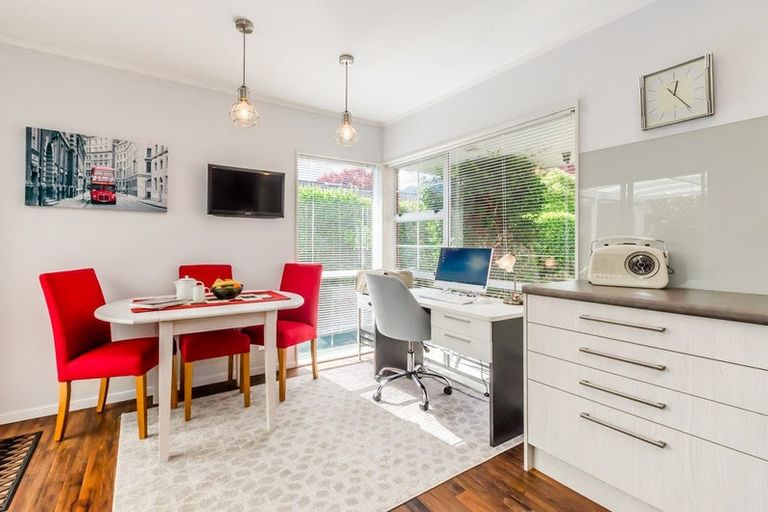 Photo of property in 26 Awanui Drive, Waikanae, 5036