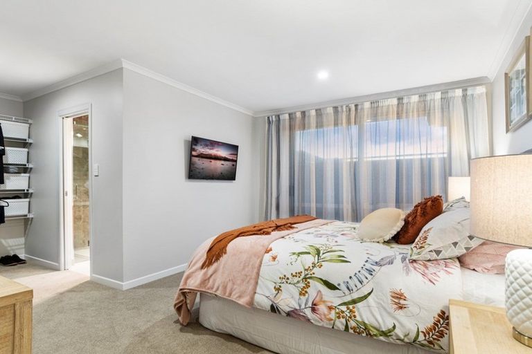 Photo of property in 33 Te Ranga Memorial Drive, Pyes Pa, Tauranga, 3112