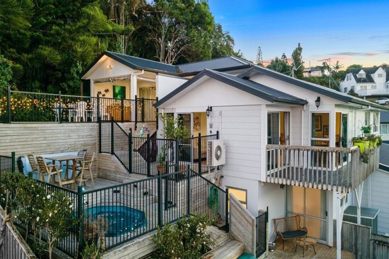 Photo of property in 40 Awaruku Road, Torbay, Auckland, 0630