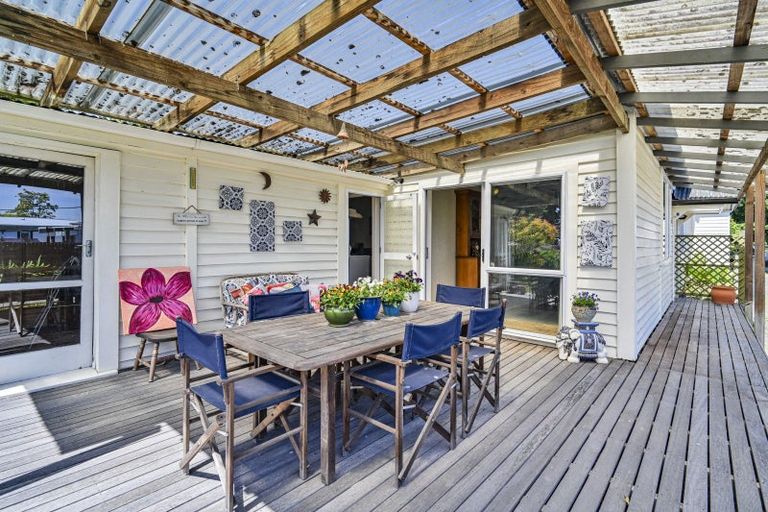 Photo of property in 900 Lyell Street, Akina, Hastings, 4122