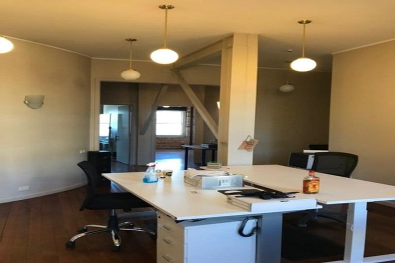 Photo of property in 1/3 Beresford Street, Bayswater, Auckland, 0622