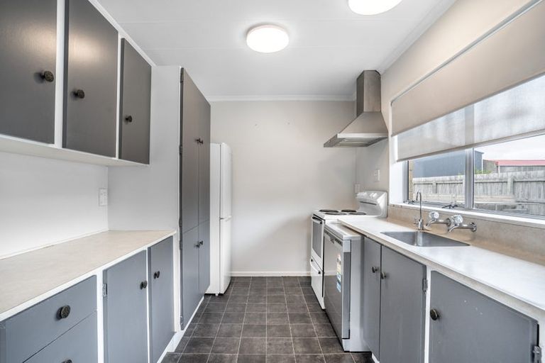 Photo of property in 2/51 Douglas Street, Grasmere, Invercargill, 9810