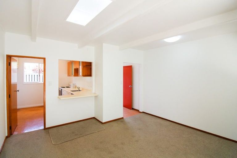 Photo of property in 1/63 Cheviot Road, Lowry Bay, Lower Hutt, 5013