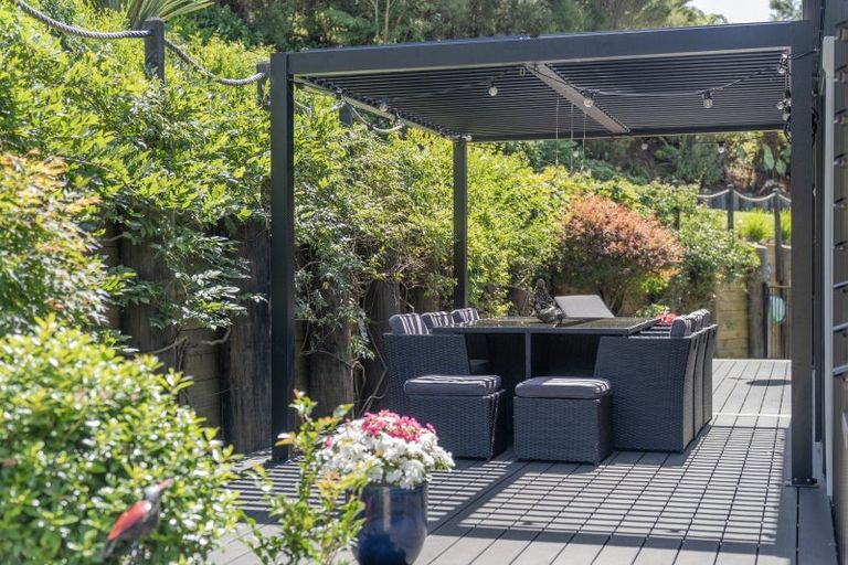 Photo of property in 36 Spikes Way, Whitianga, 3510