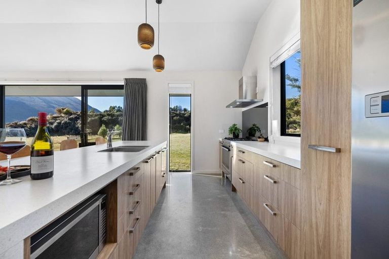 Photo of property in 54 Xenicus Rise, Glenorchy, 9372