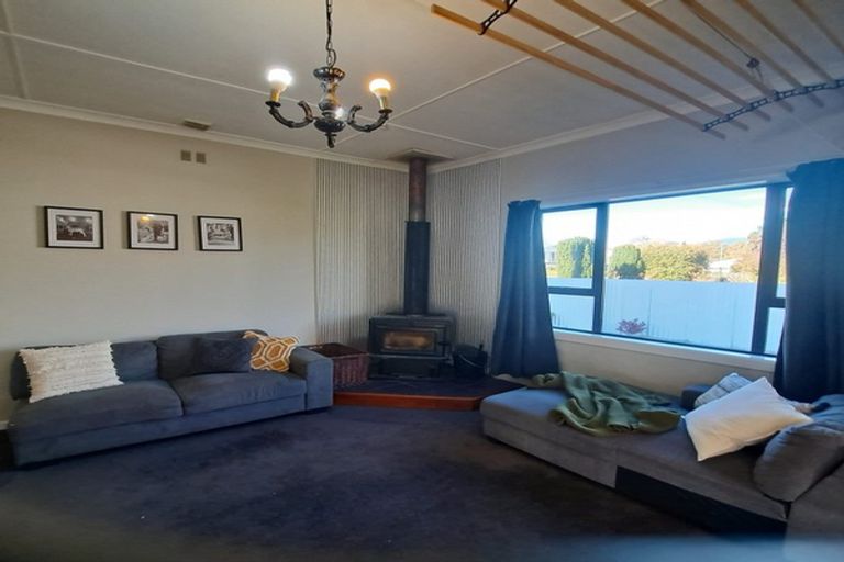 Photo of property in 7 Manse Street, Clinton, 9534