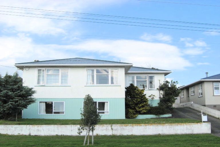 Photo of property in 17 Burns Street, Tawhero, Whanganui, 4501