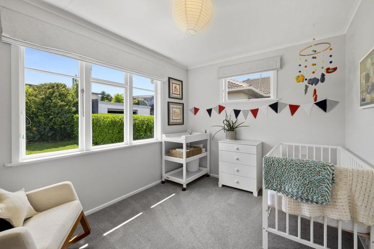 Photo of property in 9 Trafalgar Street, Westown, New Plymouth, 4310