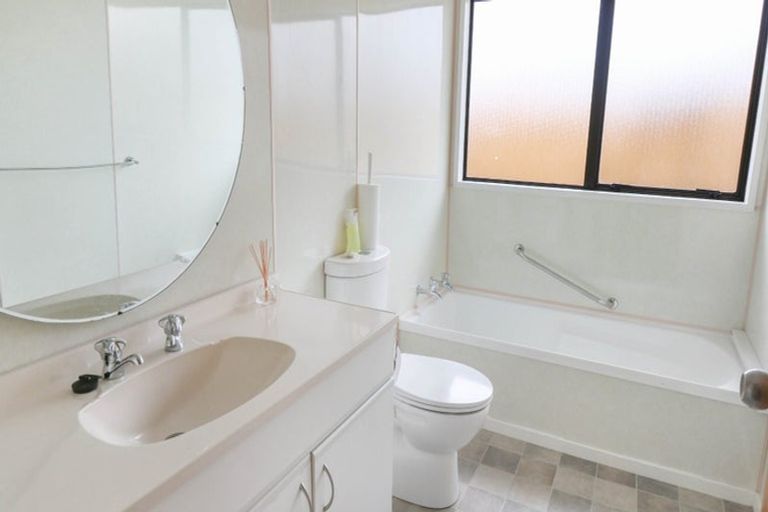 Photo of property in 1/30 Rata Street, New Lynn, Auckland, 0600