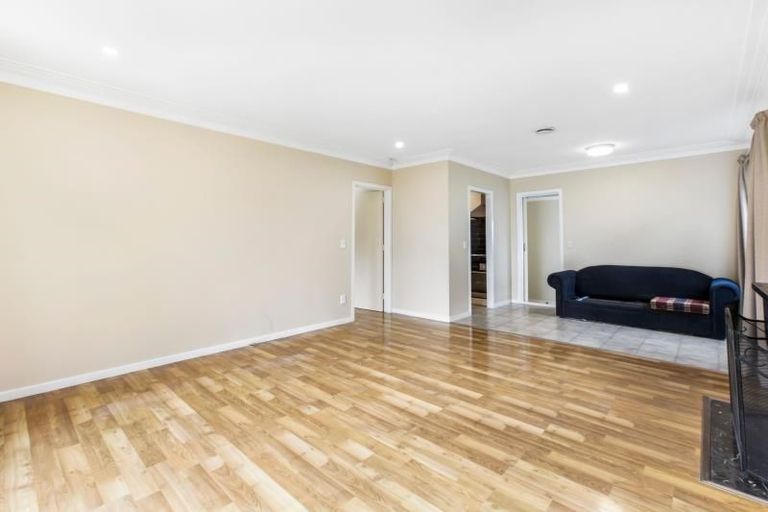 Photo of property in 9a Gloucester Road, Manurewa, Auckland, 2102