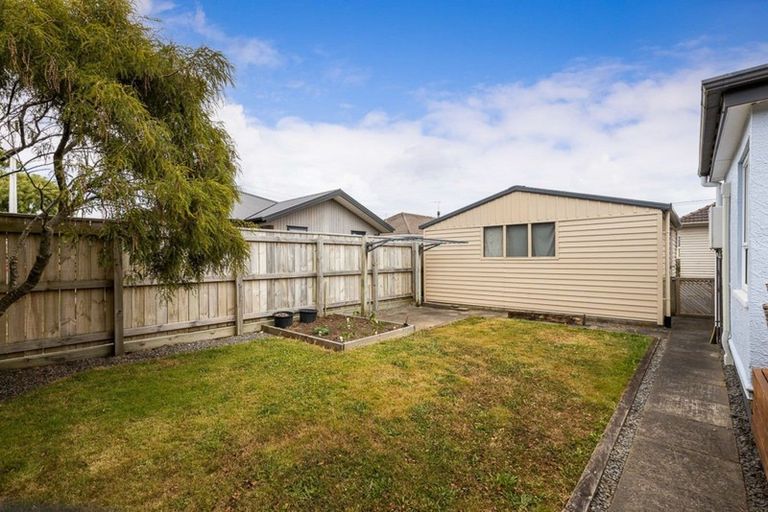 Photo of property in 55a Lismore Street, Merrilands, New Plymouth, 4312