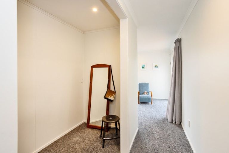 Photo of property in 17 Mary Street, Otautau, 9610