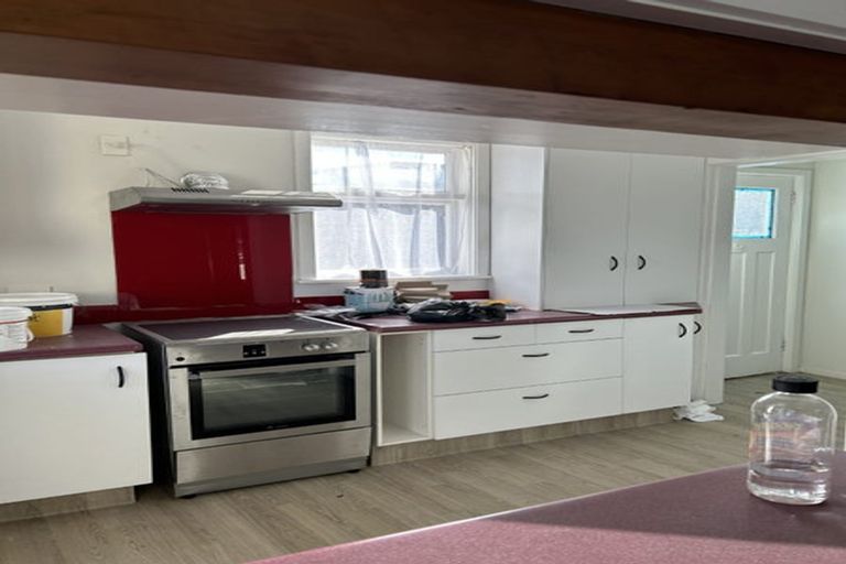 Photo of property in 73 Kauri Street, Miramar, Wellington, 6022