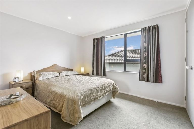 Photo of property in 294a Rangatira Road, Beach Haven, Auckland, 0626