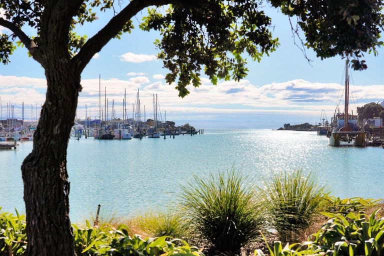 Photo of property in 102/14d West Quay, Ahuriri, Napier, 4110