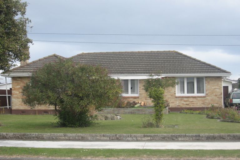 Photo of property in 21 Wordsworth Crescent, Maraenui, Napier, 4110