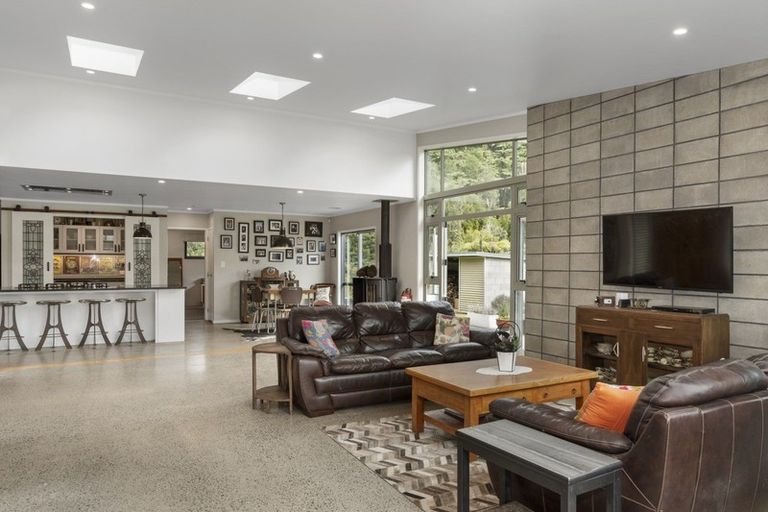 Photo of property in 92a Oropi Gorge Road, Pyes Pa, Tauranga, 3173