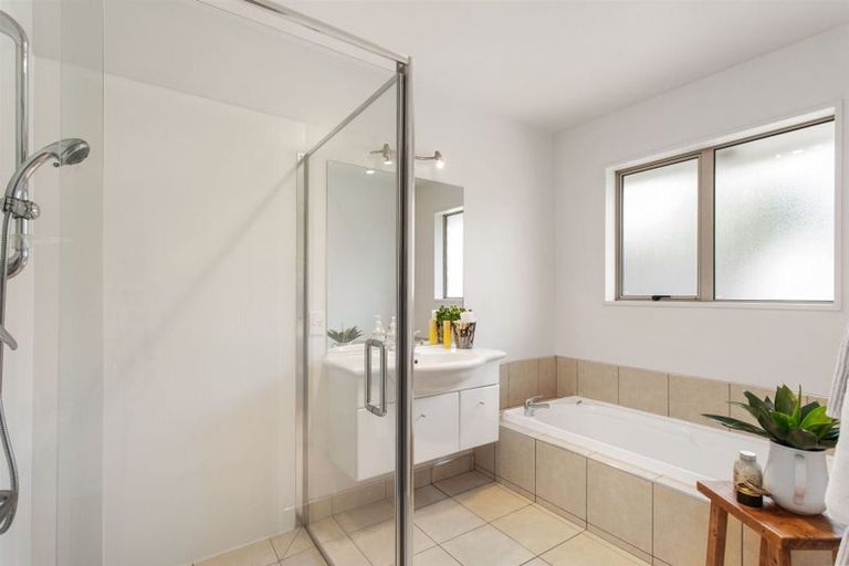 Photo of property in 12 Coolspring Way, Redwood, Christchurch, 8051