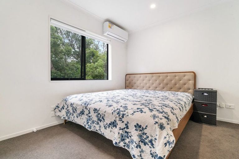 Photo of property in 16 Pangu Way, Mangere, Auckland, 2022