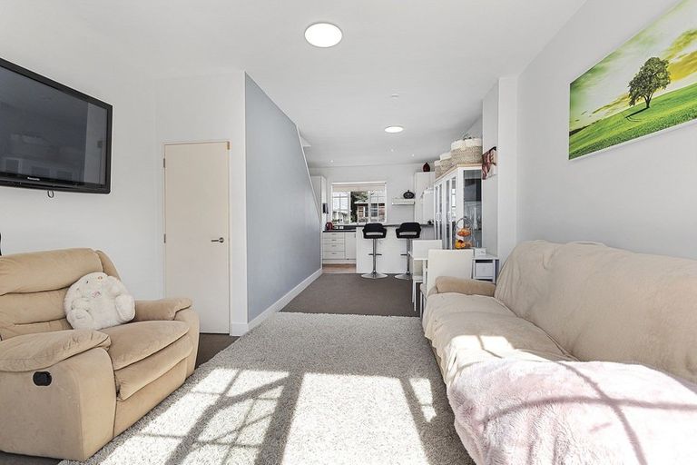 Photo of property in 33 Little George Street, Thorndon, Wellington, 6011