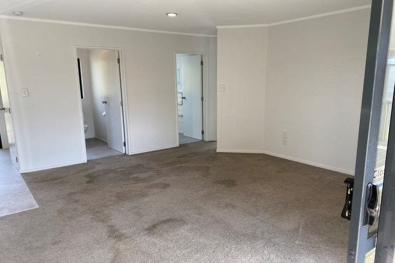 Photo of property in 395 Main Road, Huapai, Kumeu, 0810