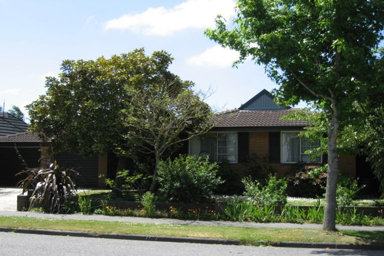 Photo of property in 36 Ansonby Street, Russley, Christchurch, 8042