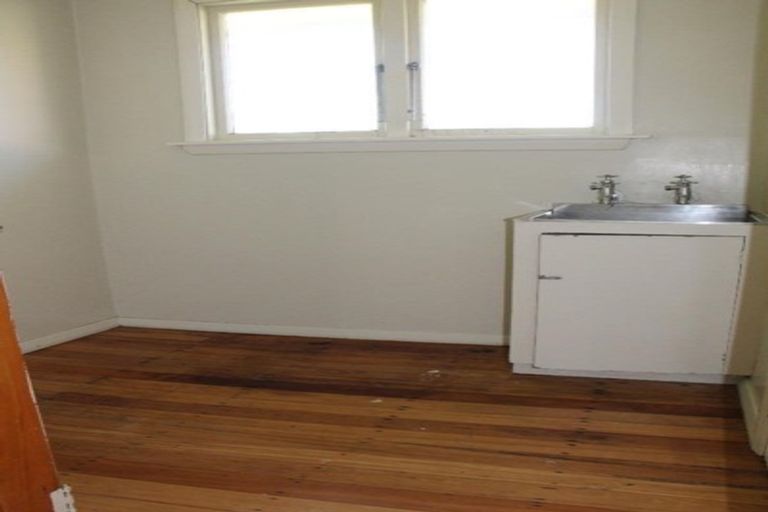 Photo of property in 15a Oxford Street, West End, Timaru, 7910