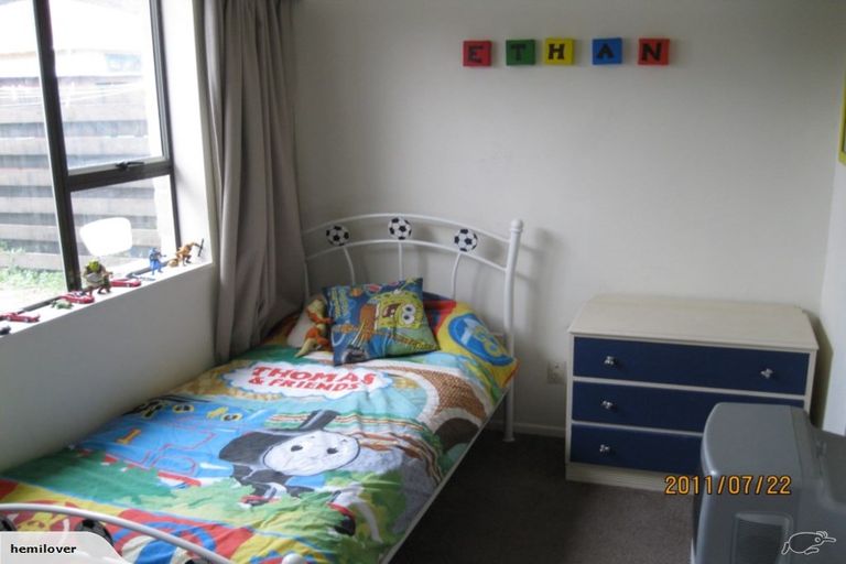 Photo of property in 15a Craddock Street, Waterloo, Lower Hutt, 5011