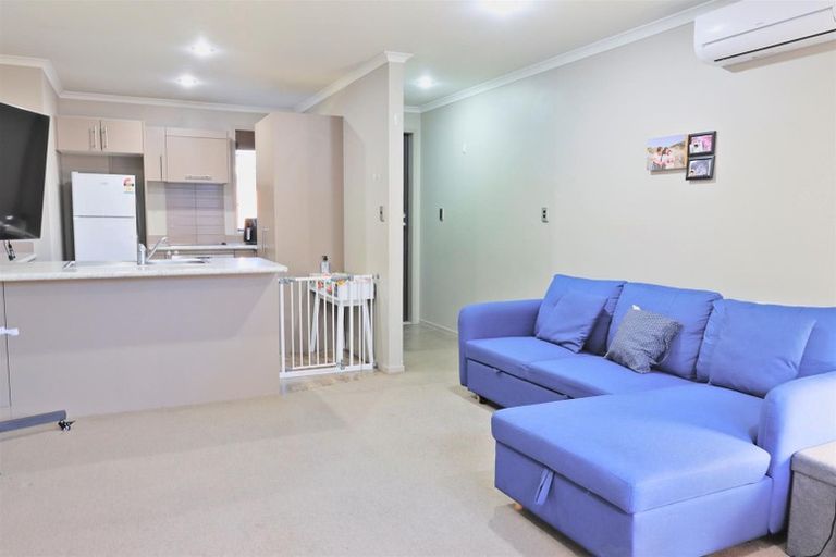 Photo of property in 1/31 Jones Crescent, Melville, Hamilton, 3206
