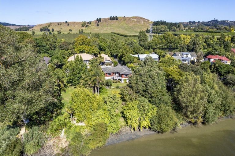 Photo of property in 15 Riverbank Road, Okoia, Whanganui, 4573