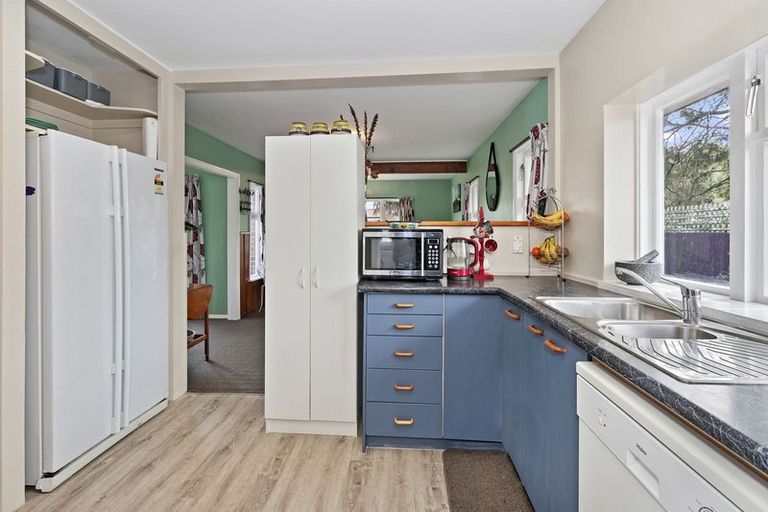 Photo of property in 27 Barclay Place, Burwood, Christchurch, 8061