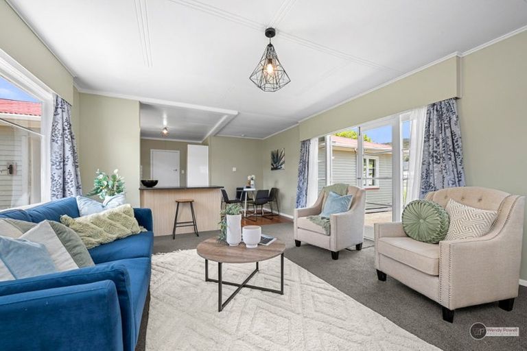 Photo of property in 38 Totara Street, Wainuiomata, Lower Hutt, 5014