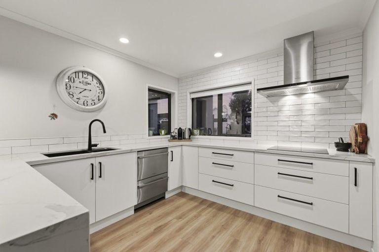 Photo of property in 7 Senecio Way, Papamoa Beach, Papamoa, 3118