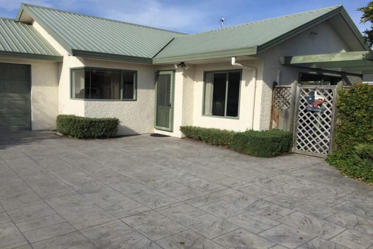 Photo of property in 32a Avenue Road, Greenmeadows, Napier, 4112