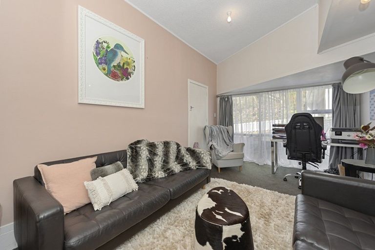 Photo of property in 100 Lake Road, Frankton, Hamilton, 3204